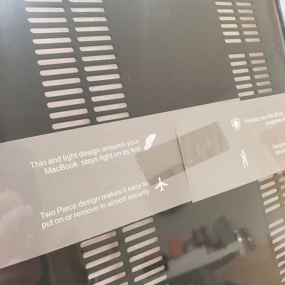 Macbook Air 13" Faux Wood Design Hard Laptop Case New in Package - Picture 9 of 13